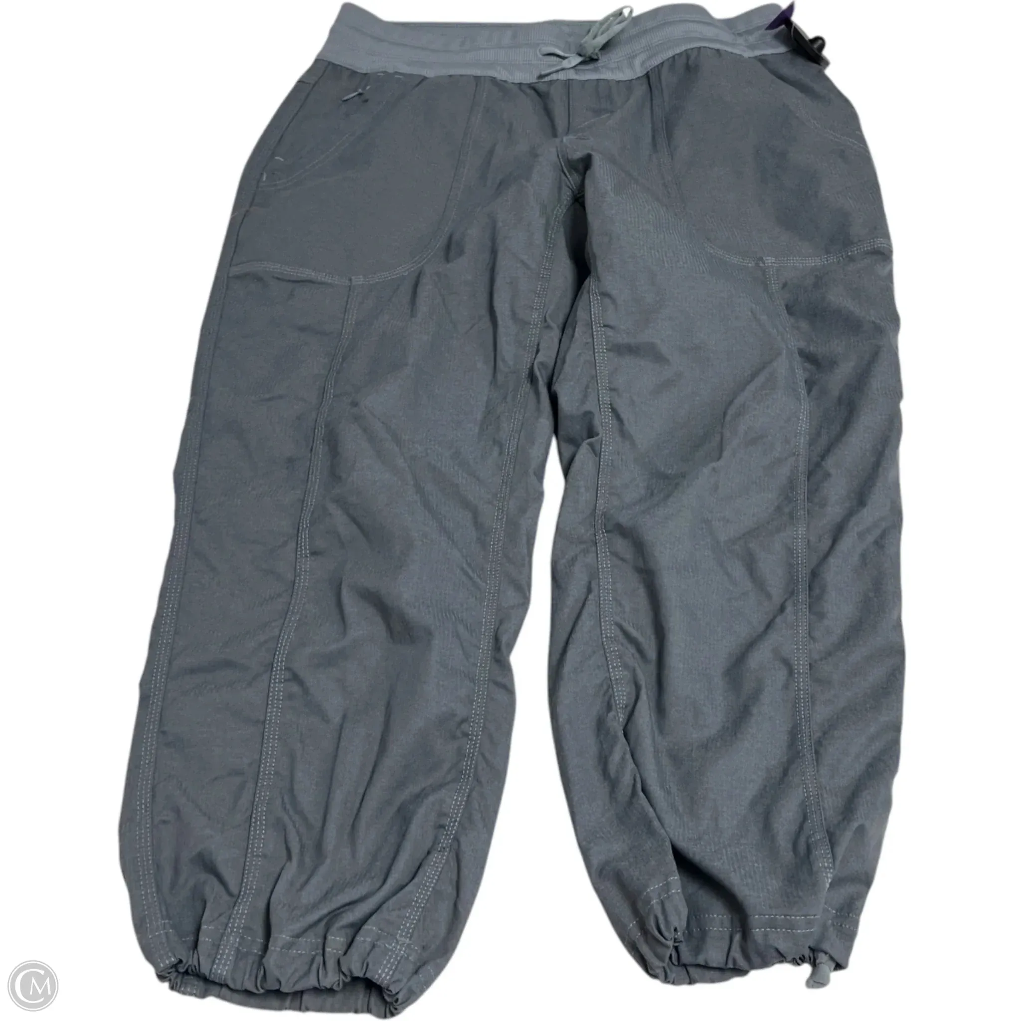 Athletic Capris By The North Face In Grey, Size: M